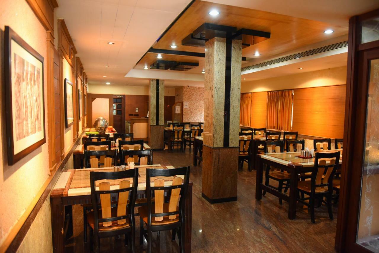 Chendhoor Residency Hotel Tiruchirappalli Exterior photo
