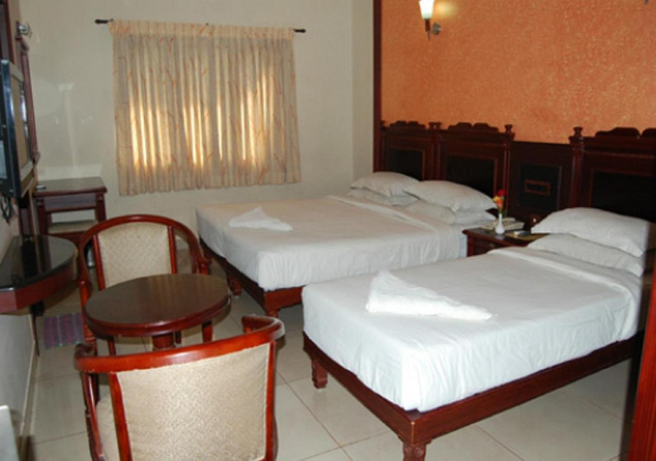 Chendhoor Residency Hotel Tiruchirappalli Exterior photo